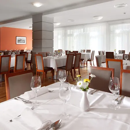 Hotel Spa&kur Praha 3*