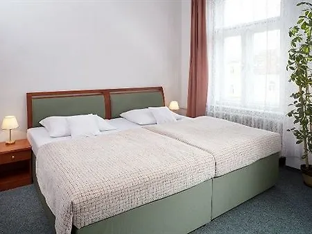 فندق Badenia Praha 3*
